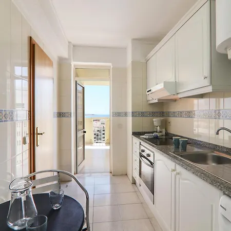 Oura 11ºe - Vista Mar * Armação de Pêra